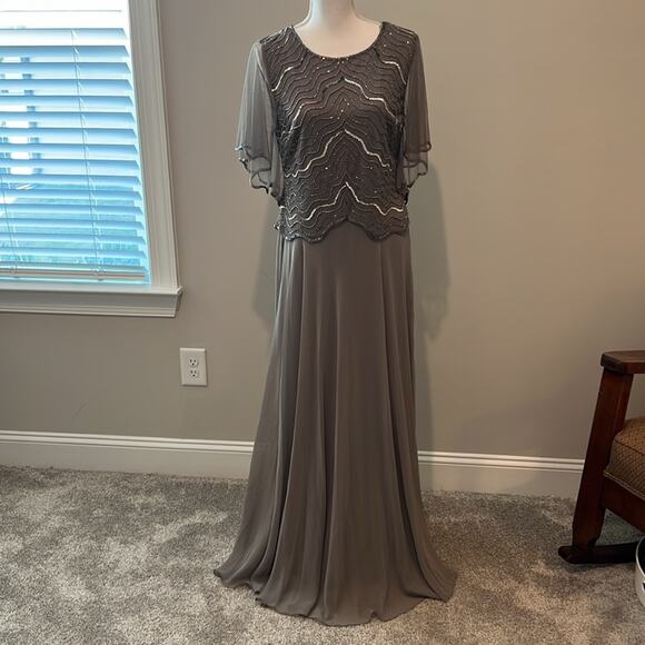 NEW J Kara Beaded Overlay Gown Formal  Women’s Dress 10‎ Cruise Cocktail Wedding - Picture 2 of 16